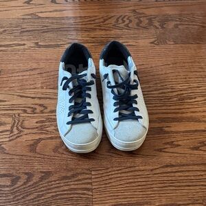 Men's White and Black Sneakers